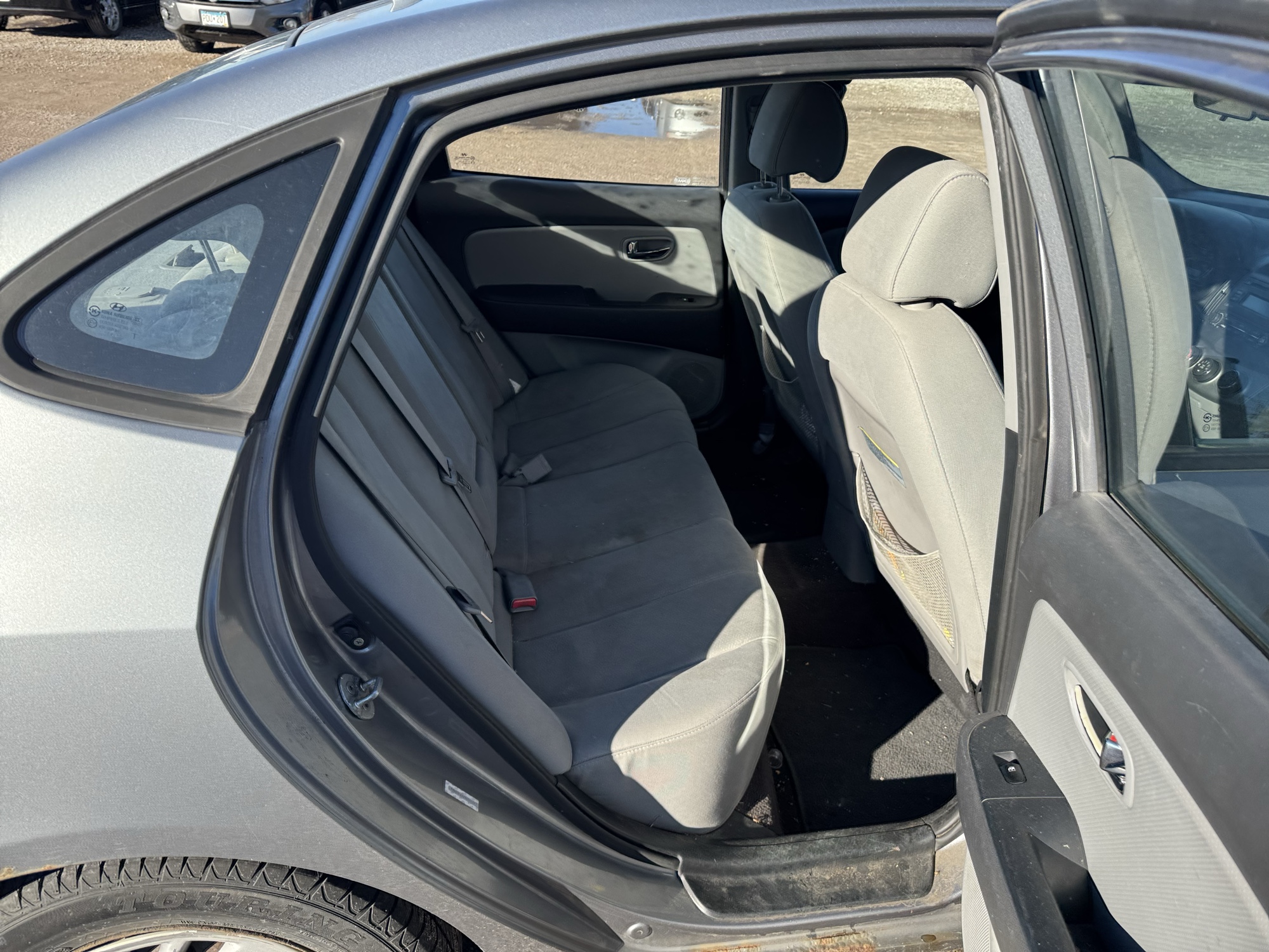 2010 hyundai elantra se with 156272 miles for sale near Elk River, Minnesota 106924_28_pass_rear_seat.jpg