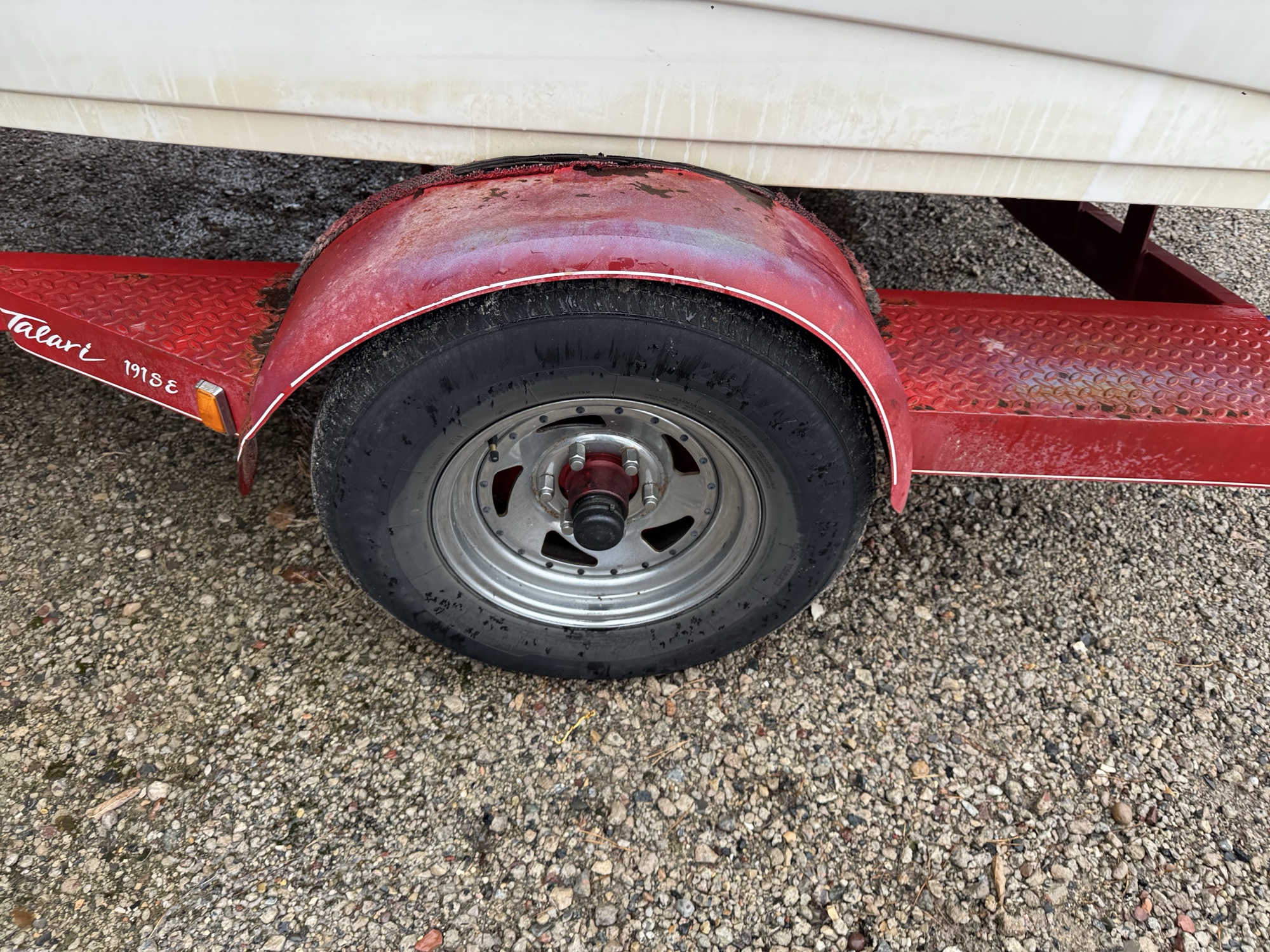 1997 mariah talari for sale near Elk River, Minnesota 106926_13_rear_drv_wheel.jpg