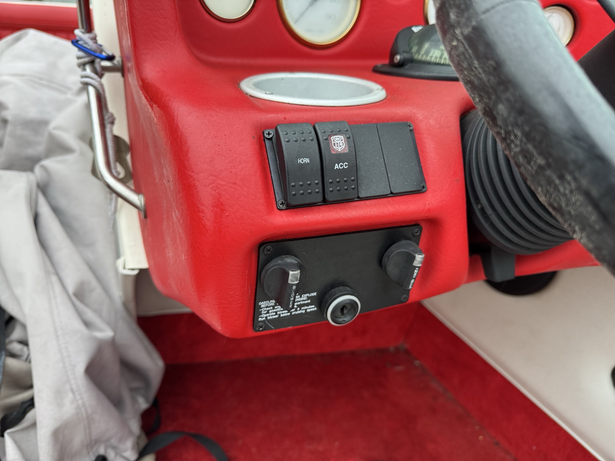 1997 mariah talari for sale near Elk River, Minnesota 106926_37_left_of_steering_wheel.jpg