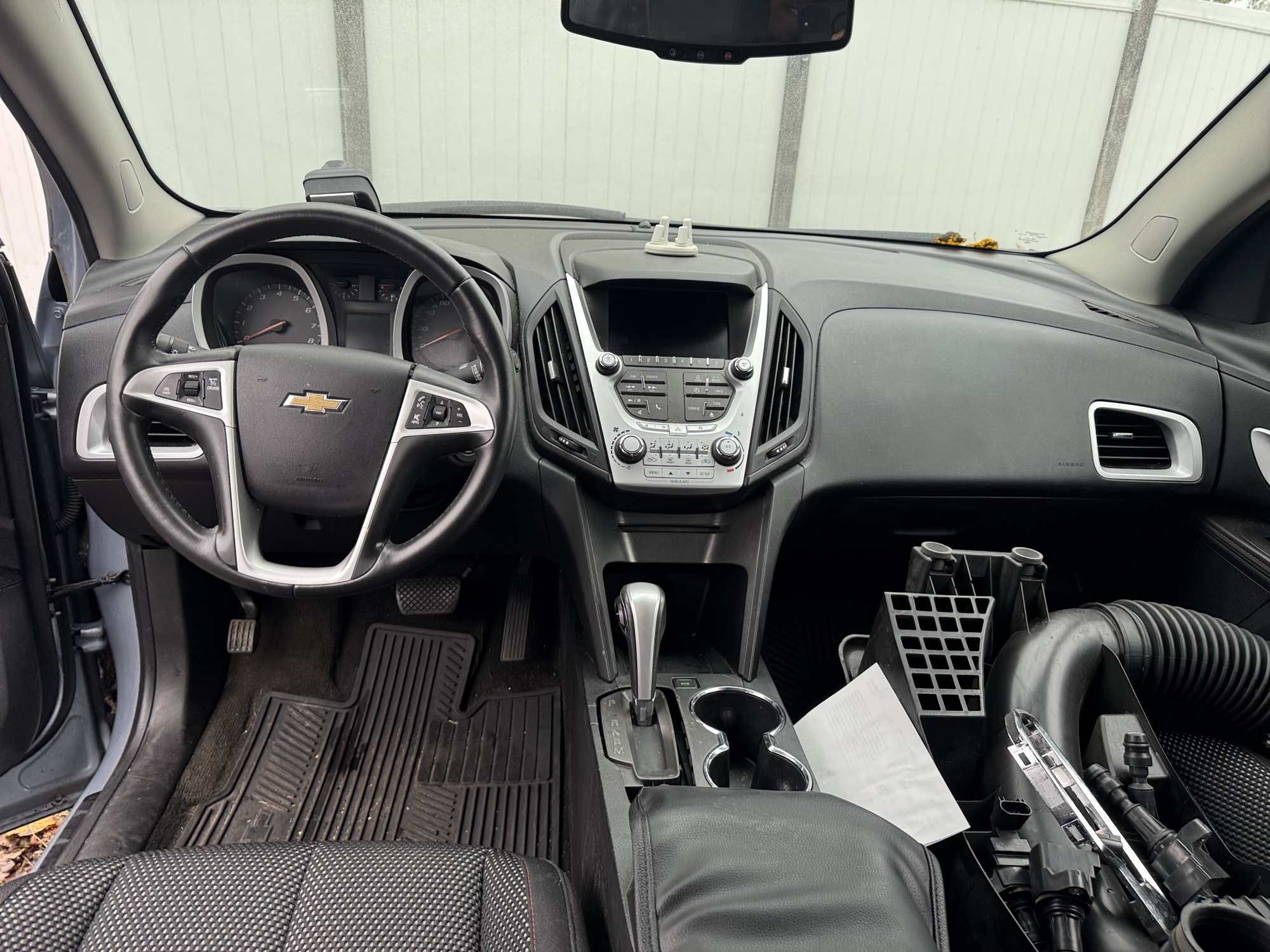 2014 chevrolet equinox 1lt-2wd with 85899 miles for sale near Elk River, Minnesota 106929_34_whole_dash.jpg