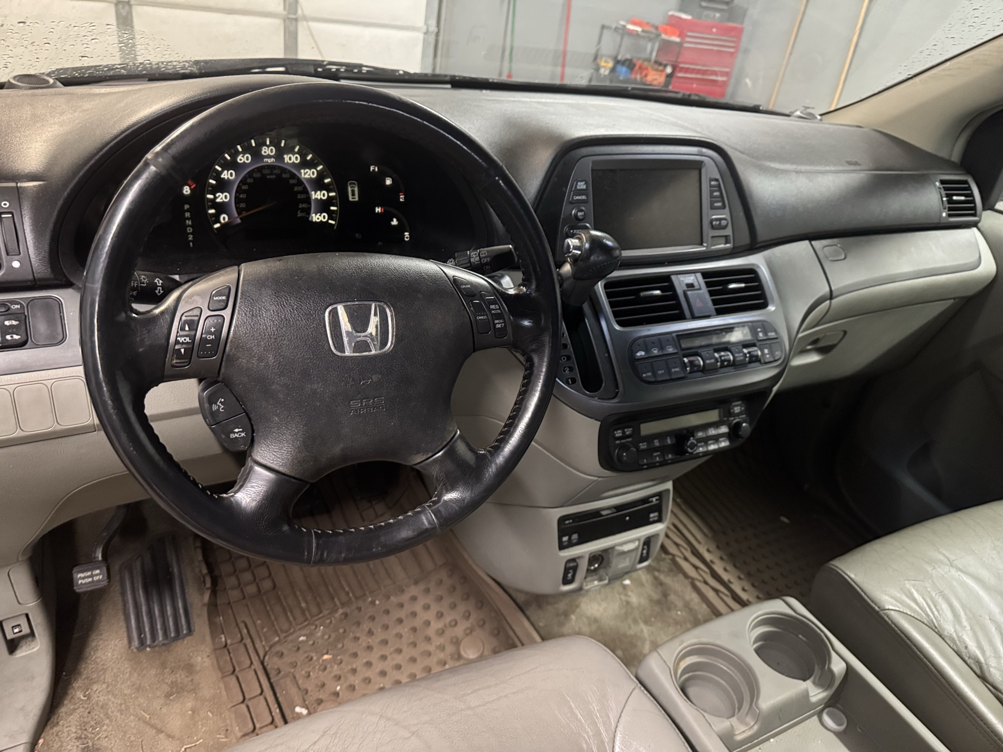 2006 honda odyssey ex-l-v6 with 217533 miles for sale near Elk River, Minnesota 106930_33_dash_from_driver.jpg