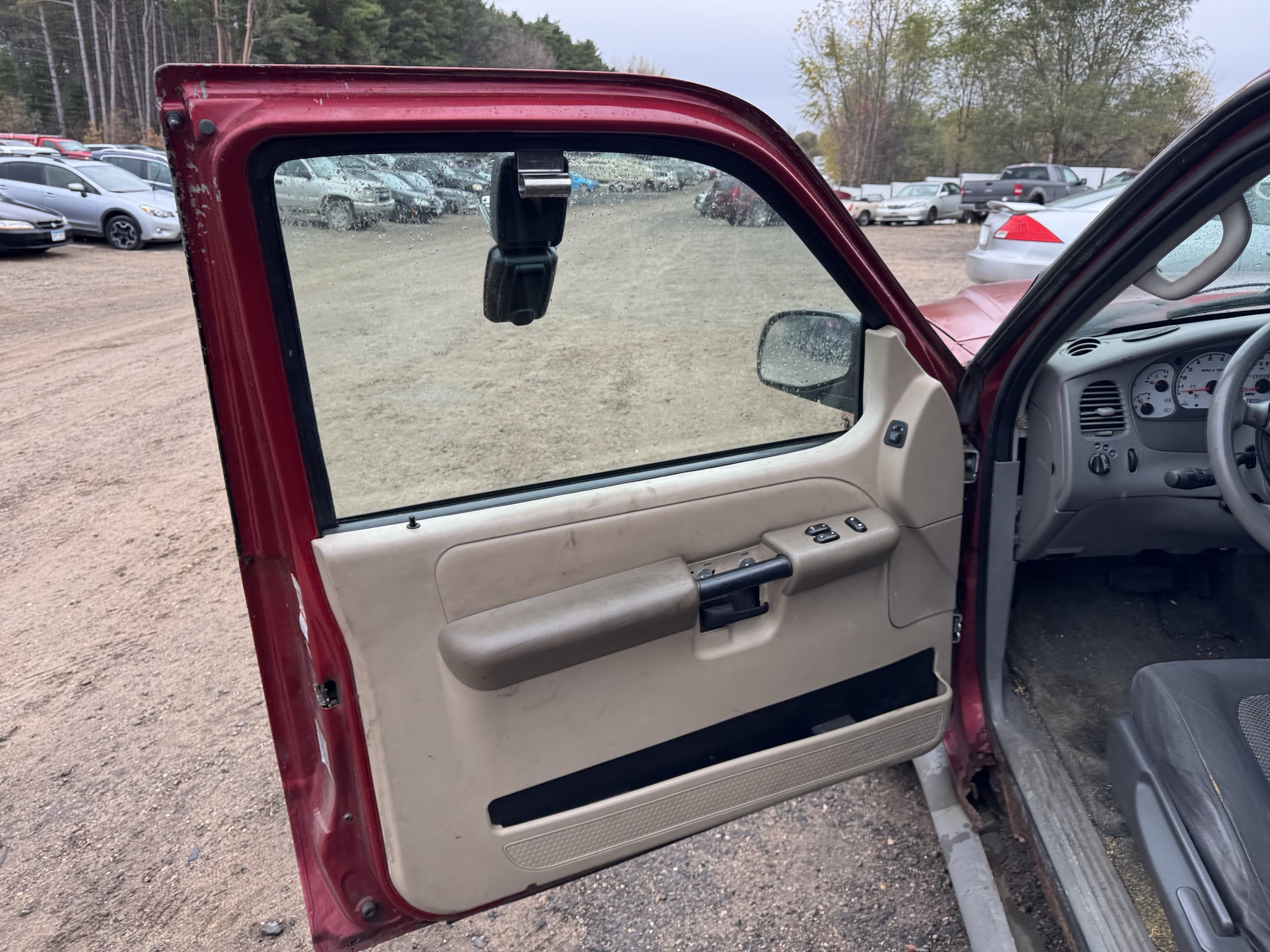 2003 ford explorer-sport xls-4wd with 199208 miles for sale near Elk River, Minnesota 106932_23_driver_door_panel.jpg