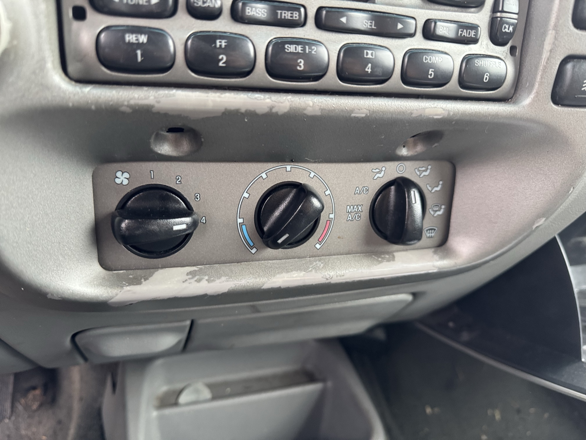 2003 ford explorer-sport xls-4wd with 199208 miles for sale near Elk River, Minnesota 106932_40_climate_control.jpg