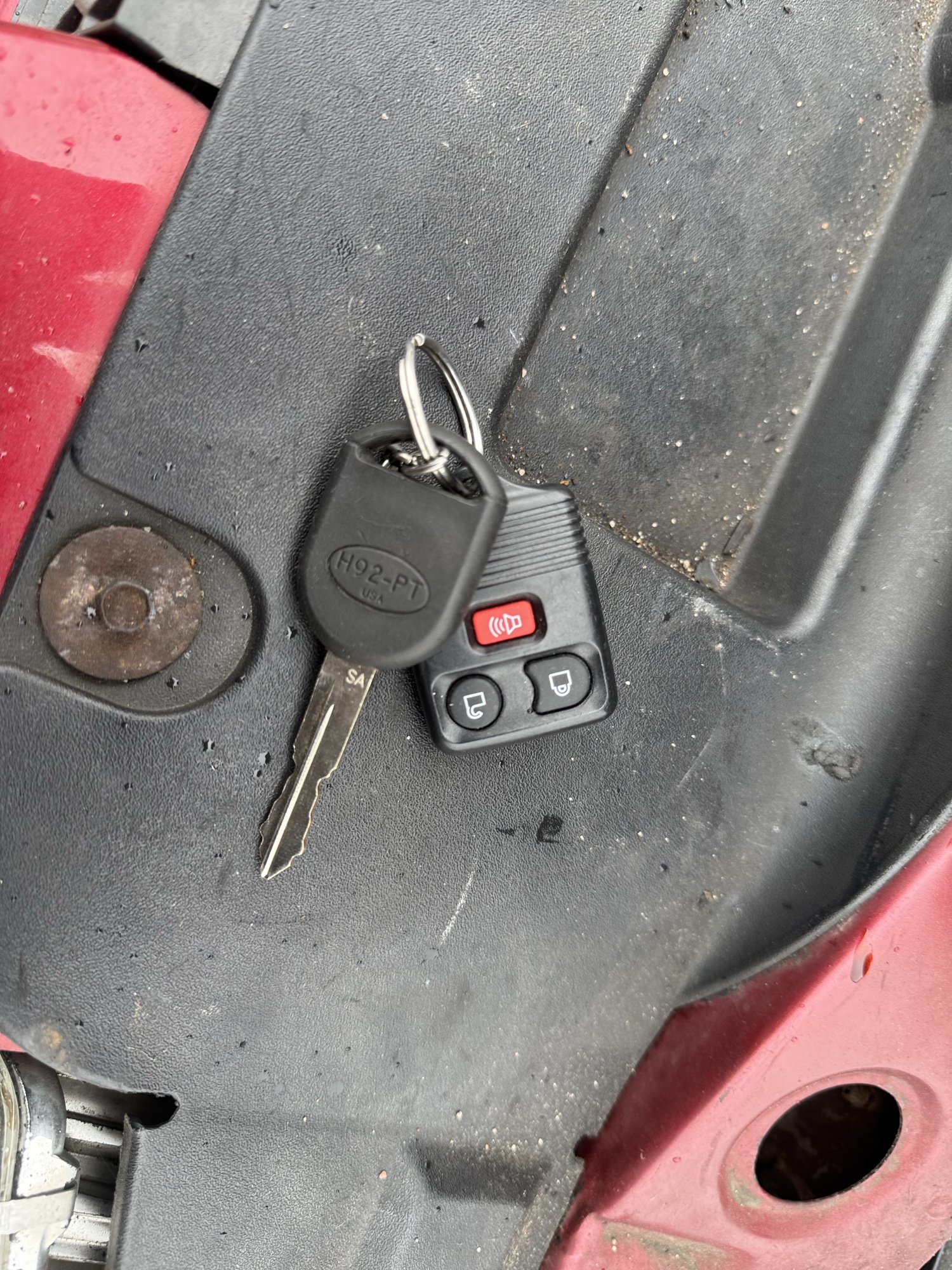 2003 ford explorer-sport xls-4wd with 199208 miles for sale near Elk River, Minnesota 106932_51_keys.jpg
