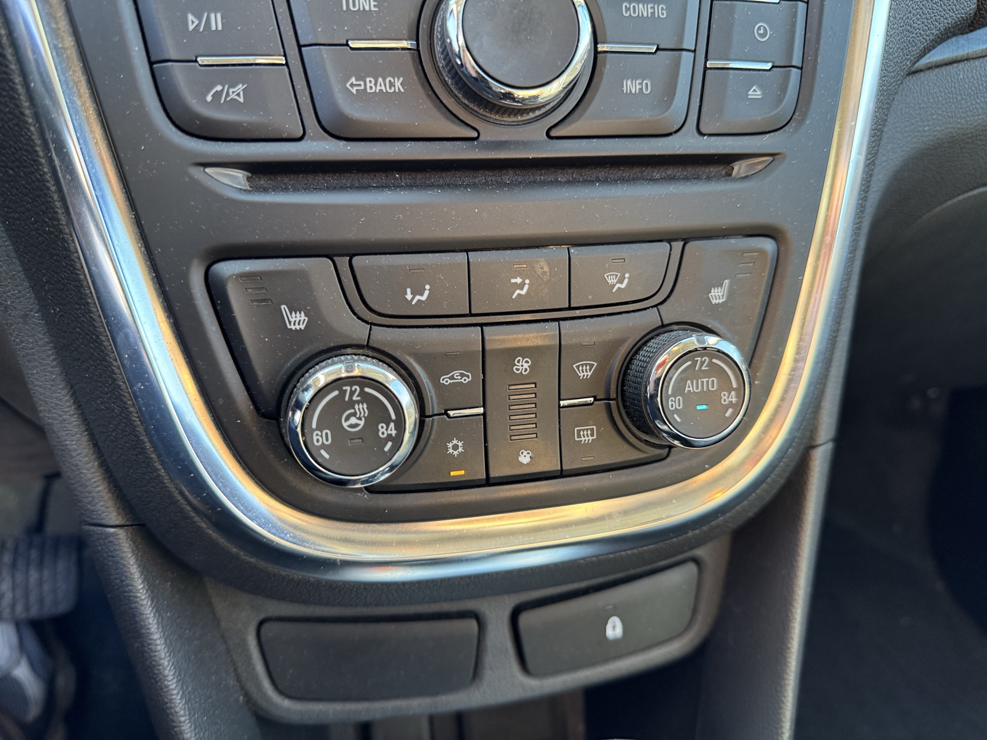 2014 buick encore leather-awd with 103938 miles for sale near Elk River, Minnesota 106933_40_climate_control.jpg