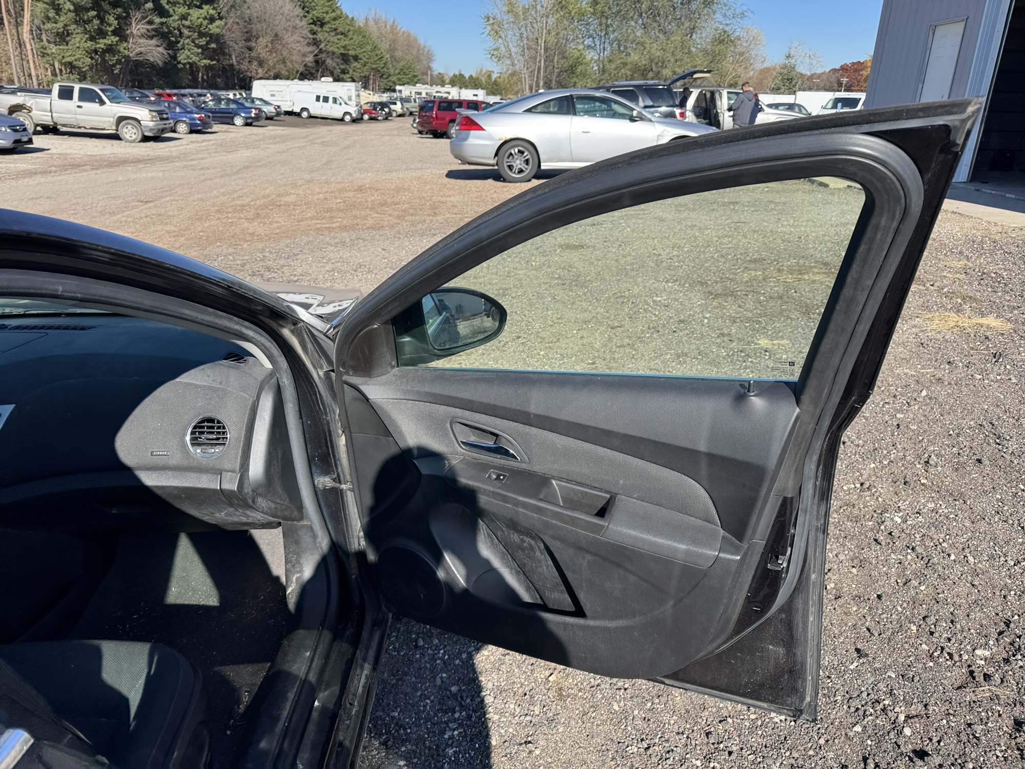 2012 chevrolet cruze 1lt with 232839 miles for sale near Elk River, Minnesota 106935_32_passenger_door_panel.jpg
