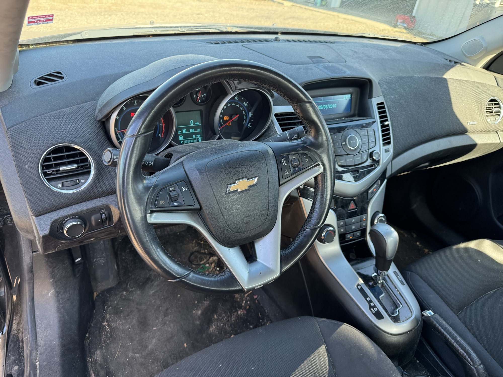2012 chevrolet cruze 1lt with 232839 miles for sale near Elk River, Minnesota 106935_33_dash_from_driver.jpg