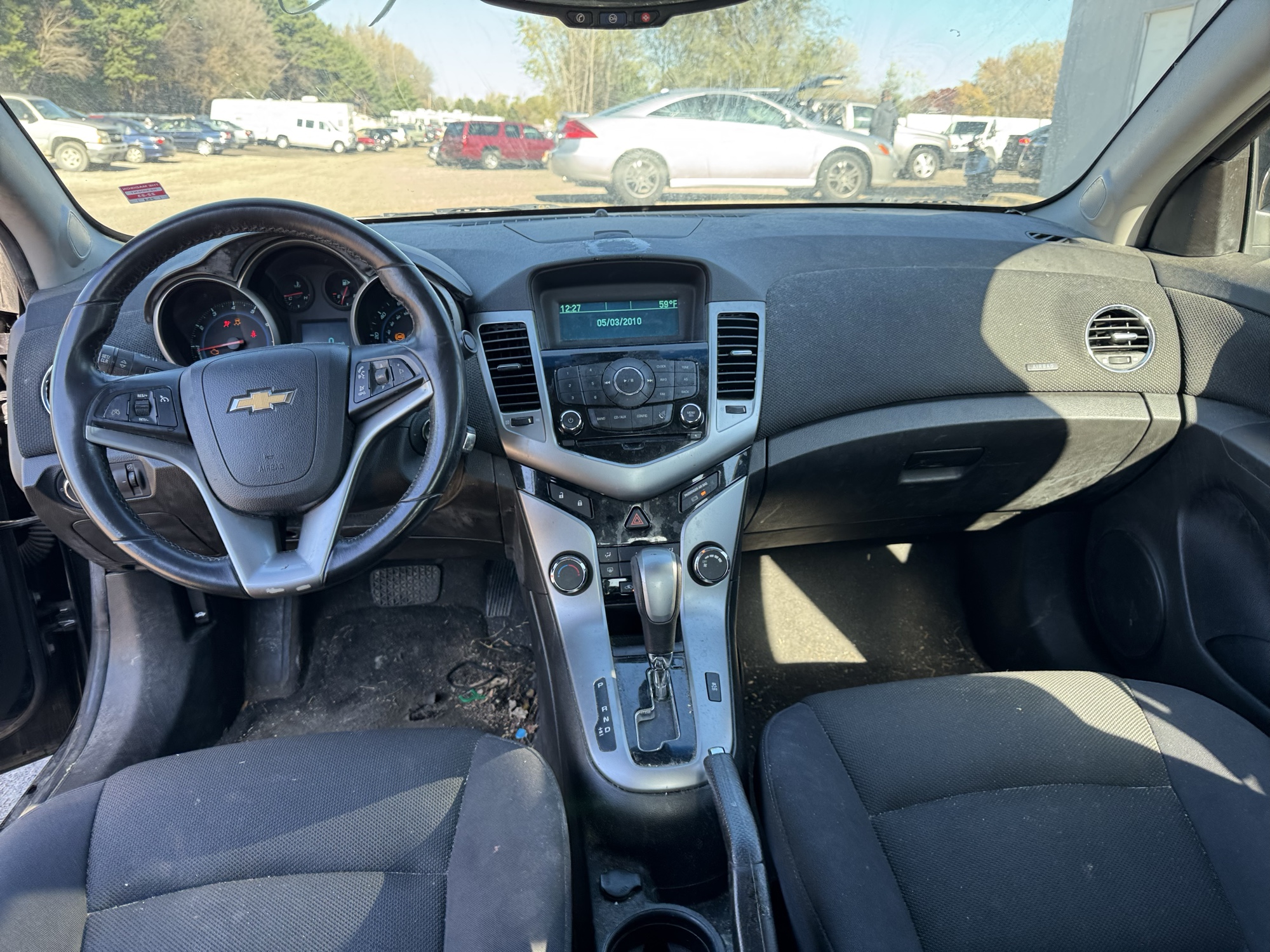 2012 chevrolet cruze 1lt with 232839 miles for sale near Elk River, Minnesota 106935_34_whole_dash.jpg