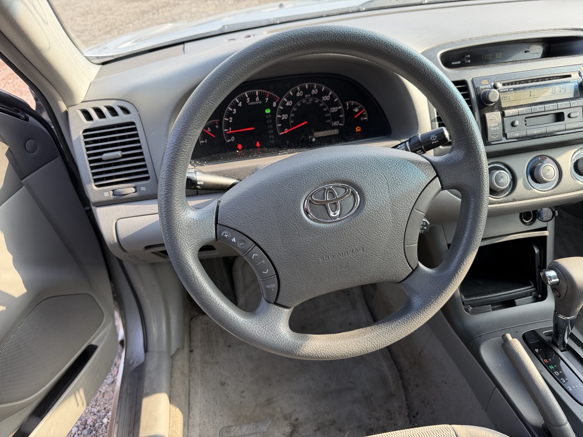 2005 toyota camry le with 145231 miles for sale near Elk River, Minnesota 106937_36_steering_wheel.jpg