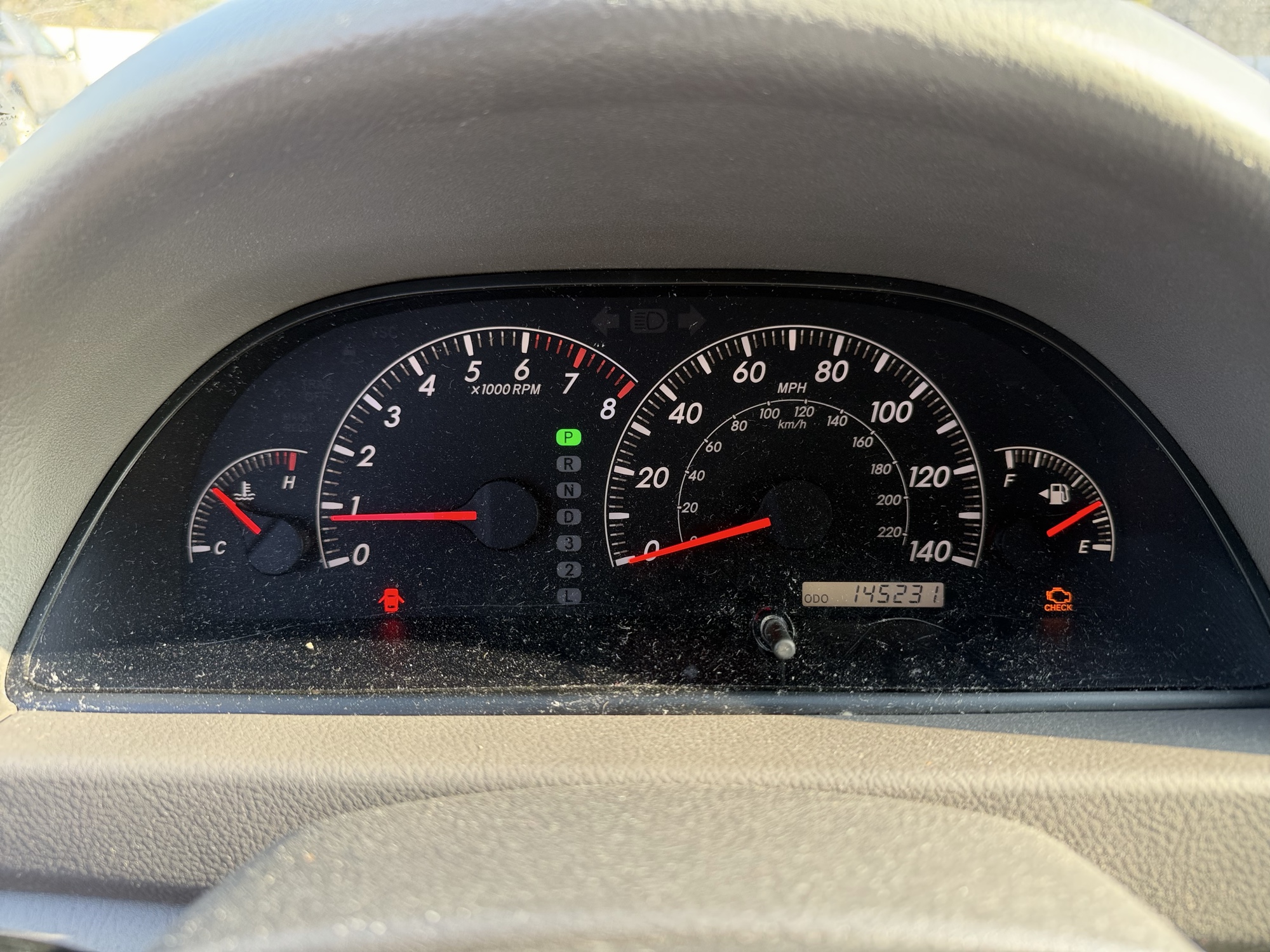 2005 toyota camry le with 145231 miles for sale near Elk River, Minnesota 106937_43_gauge_cluster.jpg