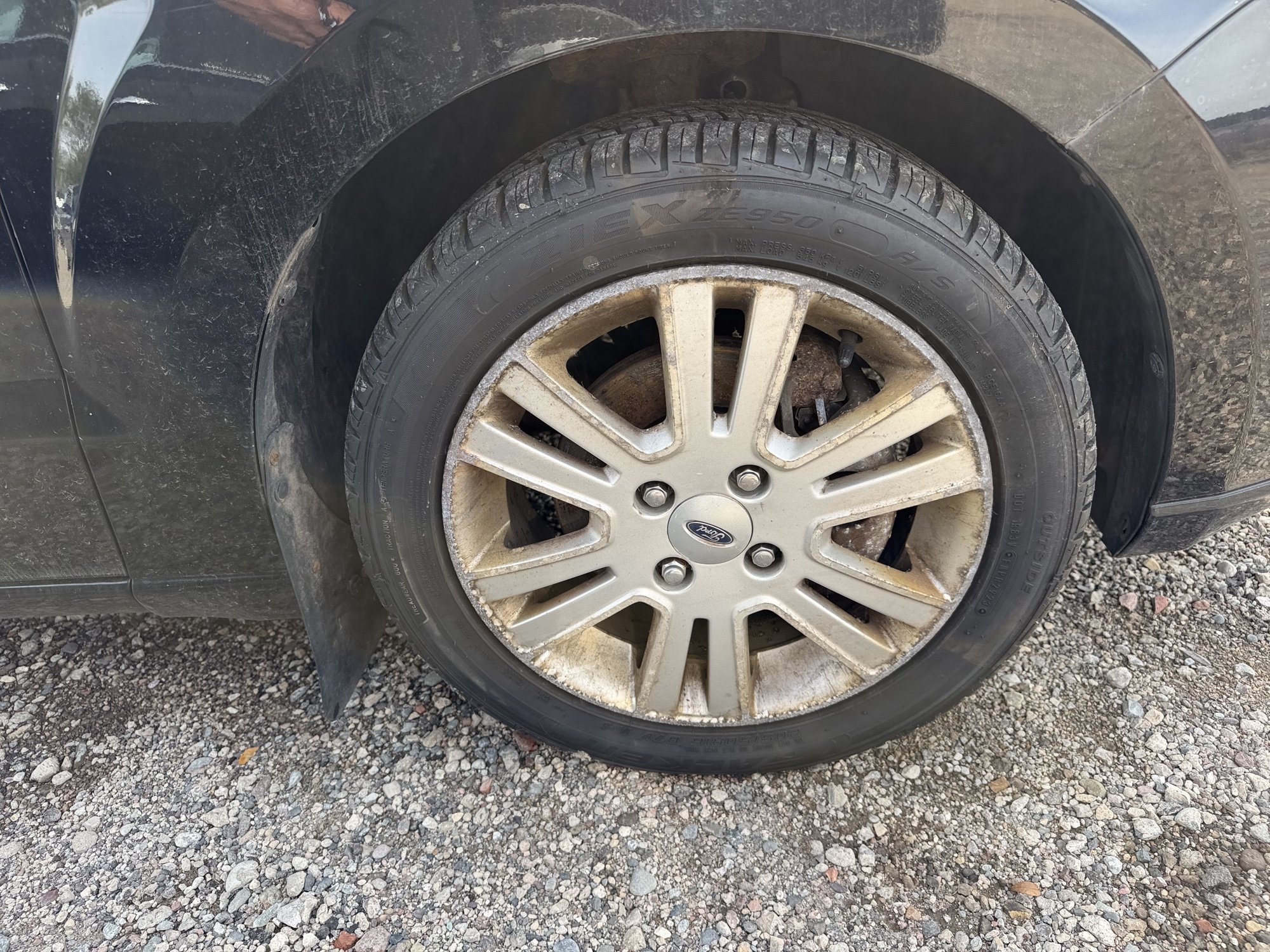 2010 ford focus sel-sedan with 180168 miles for sale near Elk River, Minnesota 106939_15_front_pass_wheel.jpg