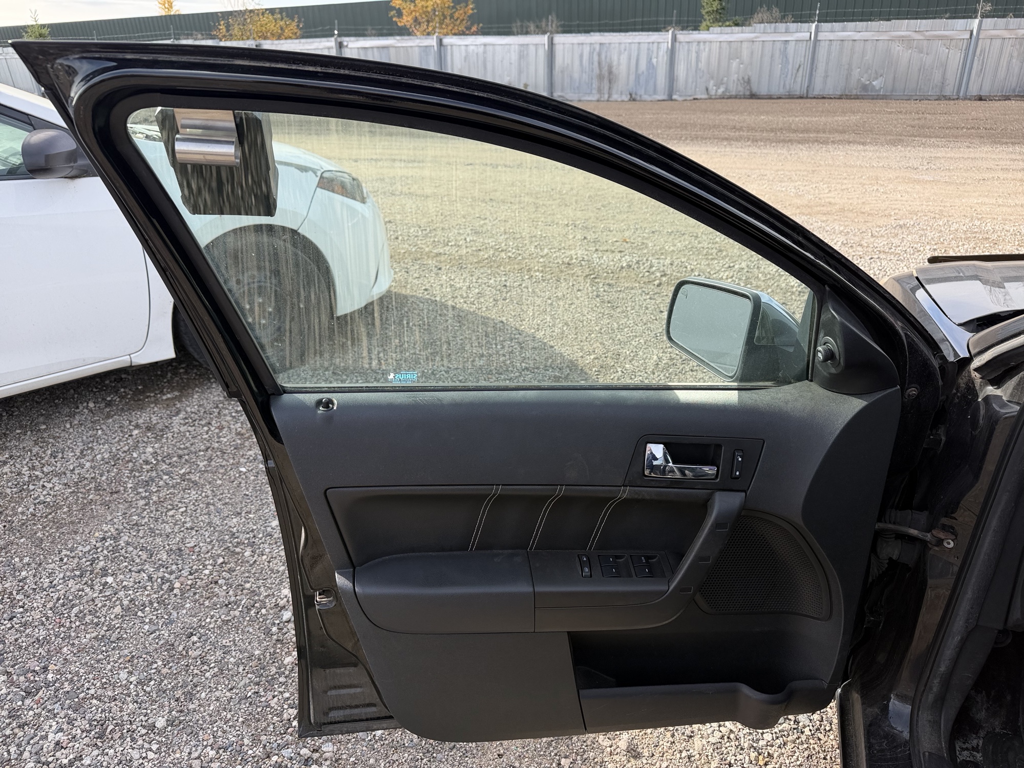 2010 ford focus sel-sedan with 180168 miles for sale near Elk River, Minnesota 106939_23_driver_door_panel.jpg