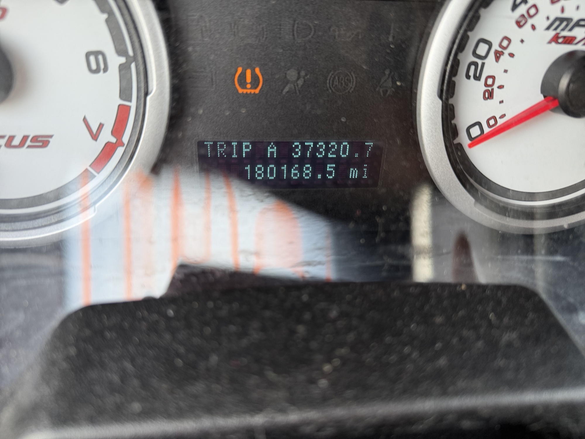 2010 ford focus sel-sedan with 180168 miles for sale near Elk River, Minnesota 106939_44_mileage_closeup.jpg
