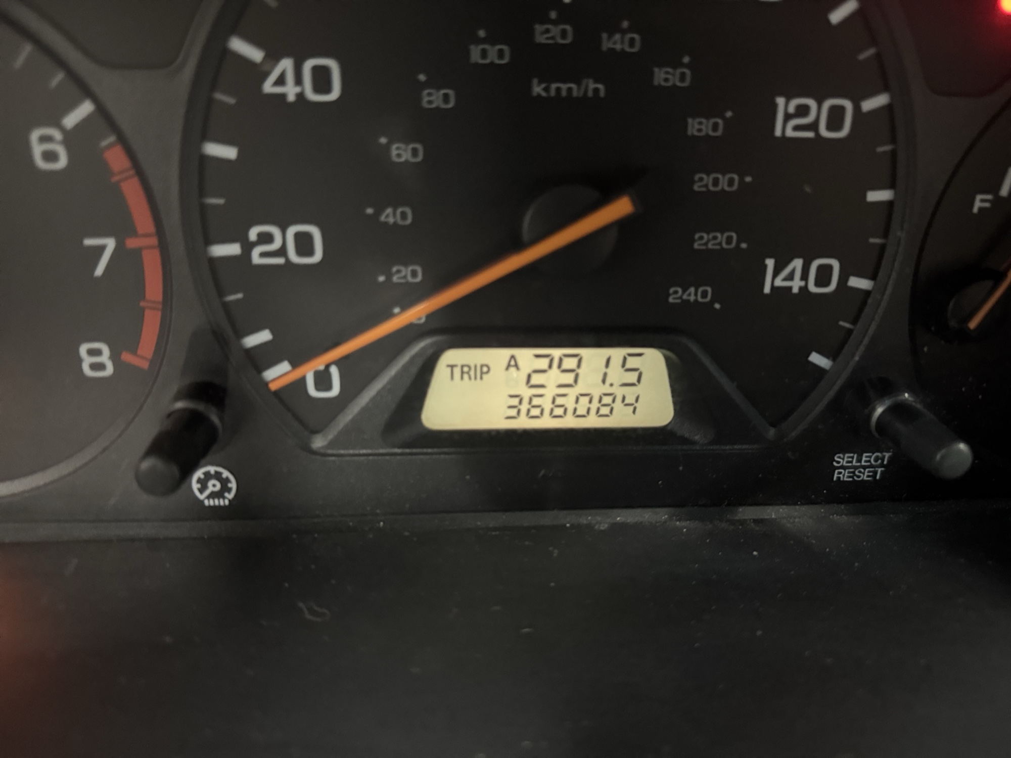 2000 honda accord lx-sedan with 366084 miles for sale near Elk River, Minnesota 106940_44_mileage_closeup.jpg