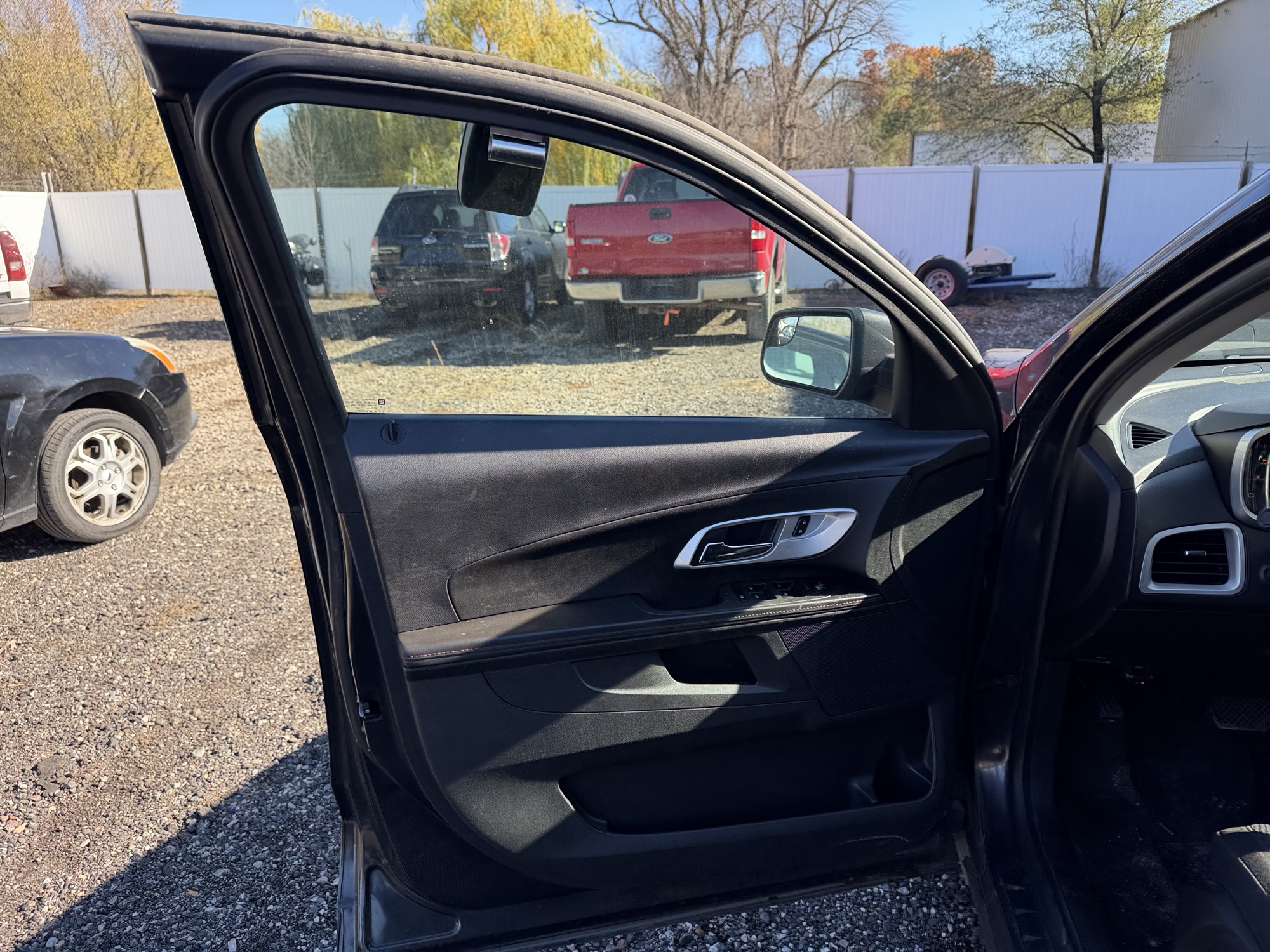 2013 chevrolet equinox 1lt-2wd with 175860 miles for sale near Elk River, Minnesota 106943_23_driver_door_panel.jpg