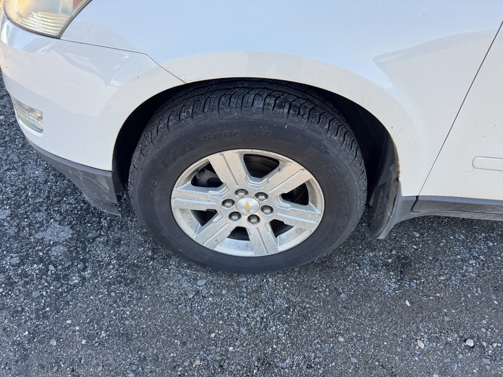 2012 chevrolet traverse lt-awd with 215098 miles for sale near Elk River, Minnesota 106946_12_drv_front_wheel.jpg