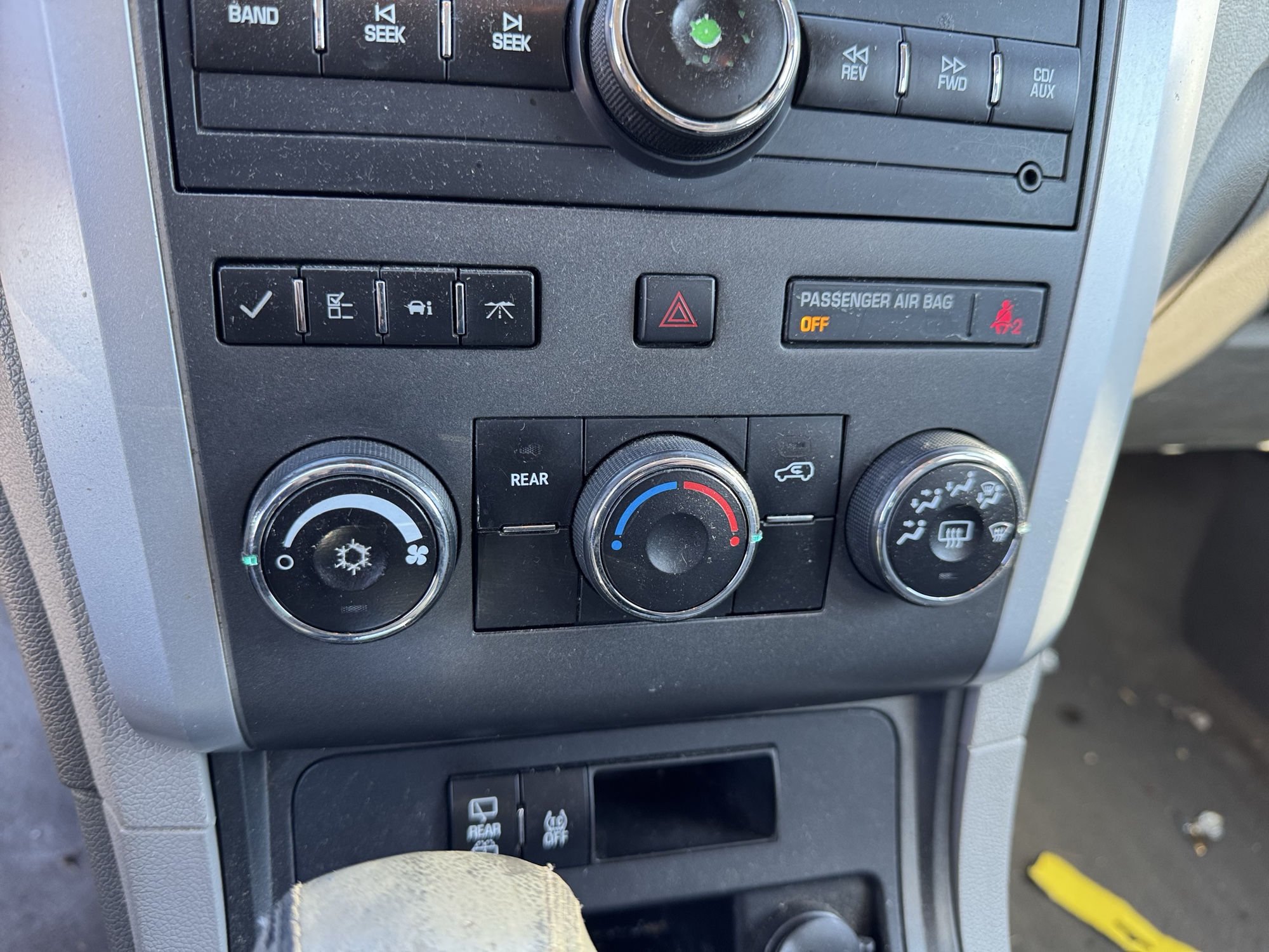 2012 chevrolet traverse lt-awd with 215098 miles for sale near Elk River, Minnesota 106946_40_climate_control.jpg