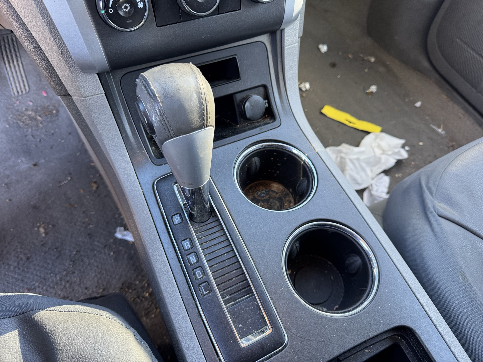 2012 chevrolet traverse lt-awd with 215098 miles for sale near Elk River, Minnesota 106946_41_shifter.jpg