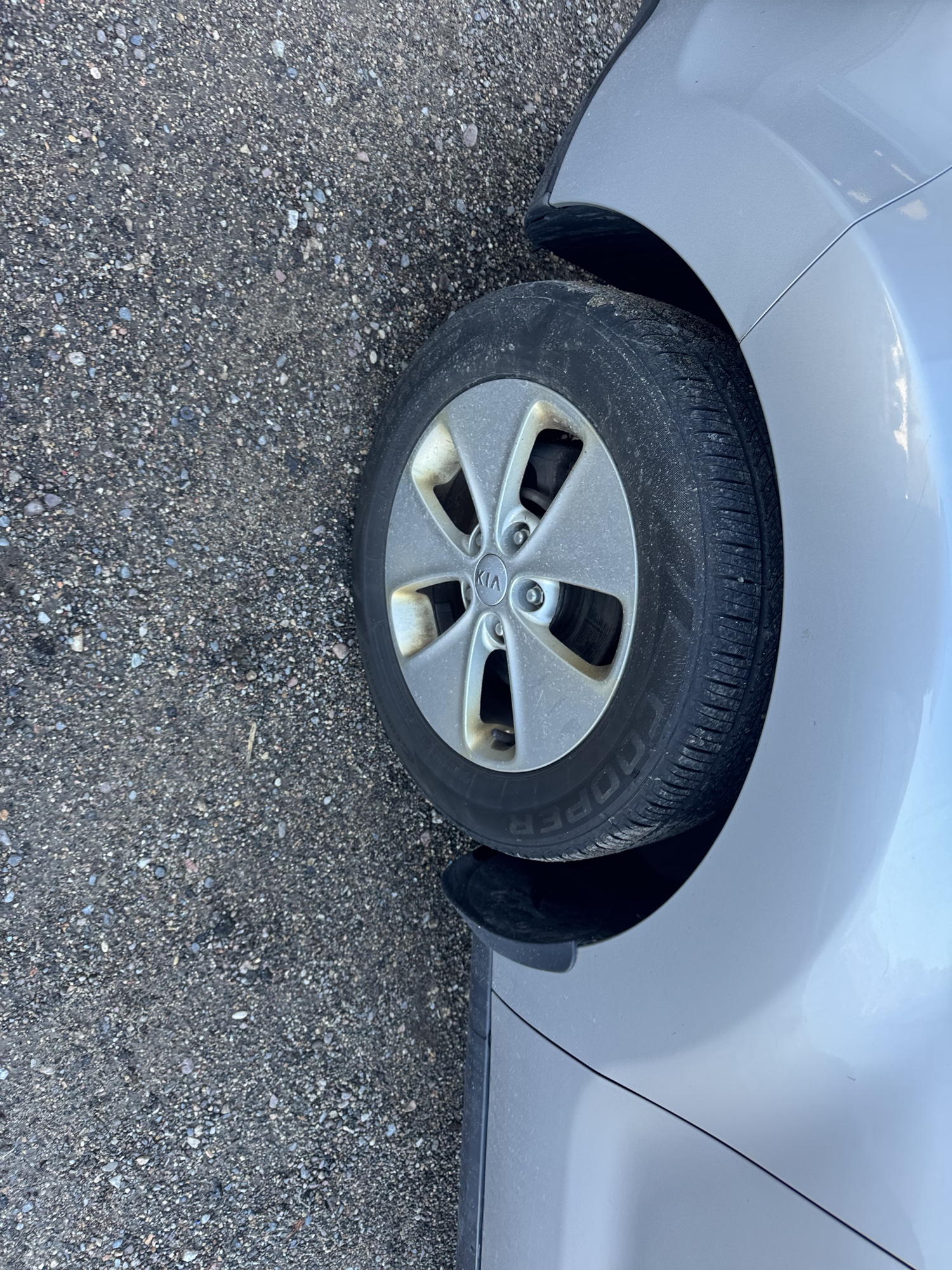 2015 kia soul base with 188168 miles for sale near Elk River, Minnesota 106948_12_drv_front_wheel.jpg