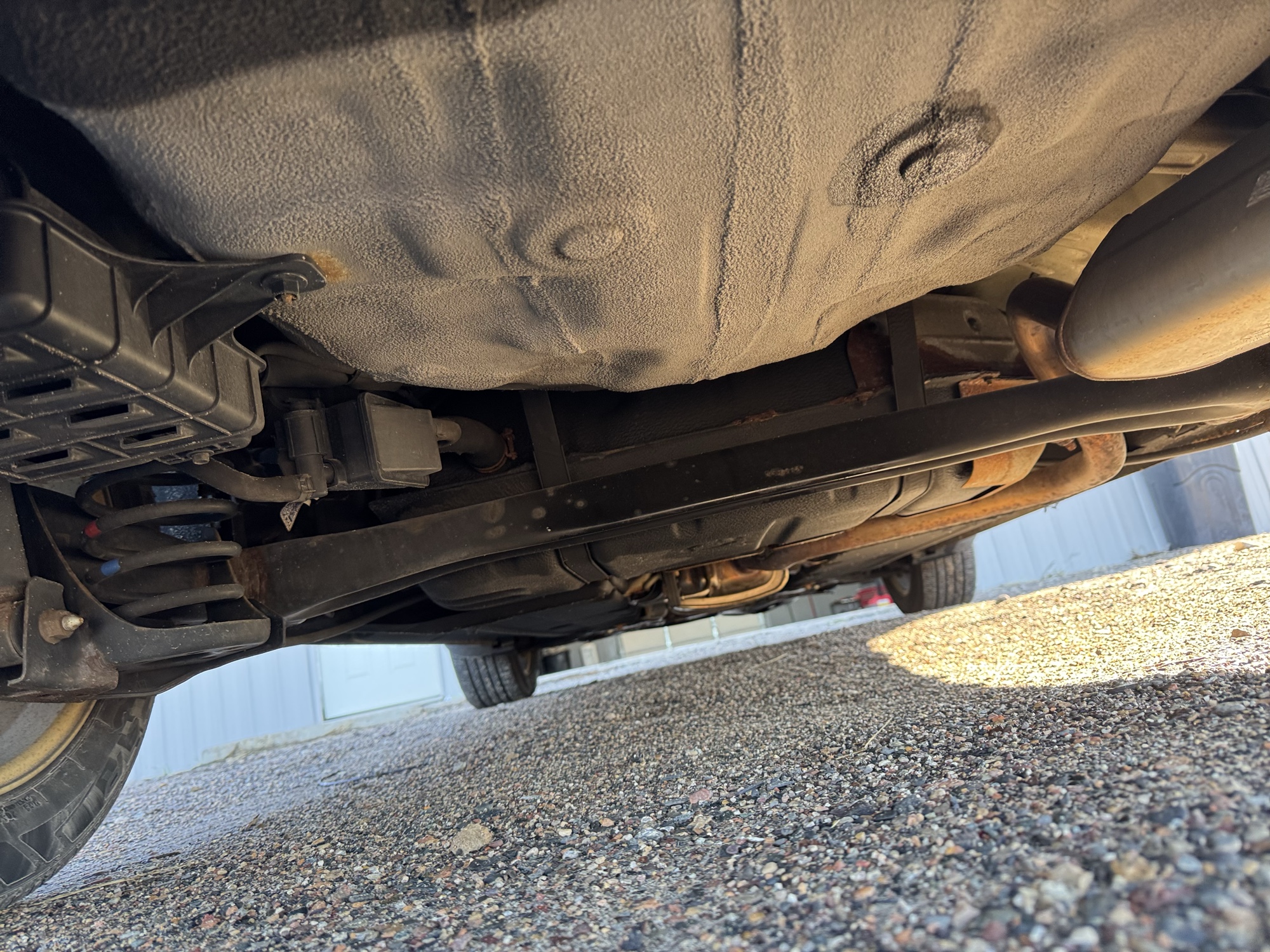 2015 kia soul base with 188168 miles for sale near Elk River, Minnesota 106948_19_undercar_rear.jpg