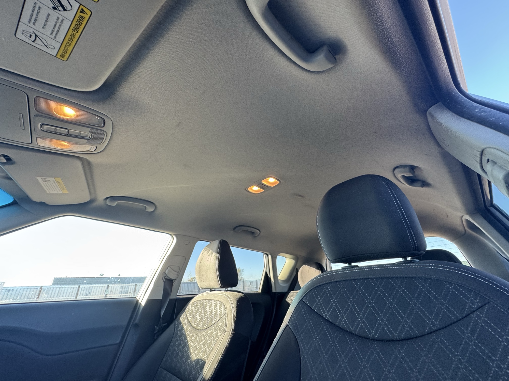 2015 kia soul base with 188168 miles for sale near Elk River, Minnesota 106948_35_headliner_sunroof.jpg