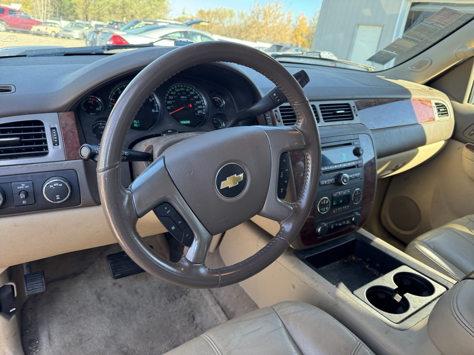 2012 chevrolet suburban lt-1500-4wd with 235557 miles for sale near Elk River, Minnesota 106953_33_dash_from_driver.jpg
