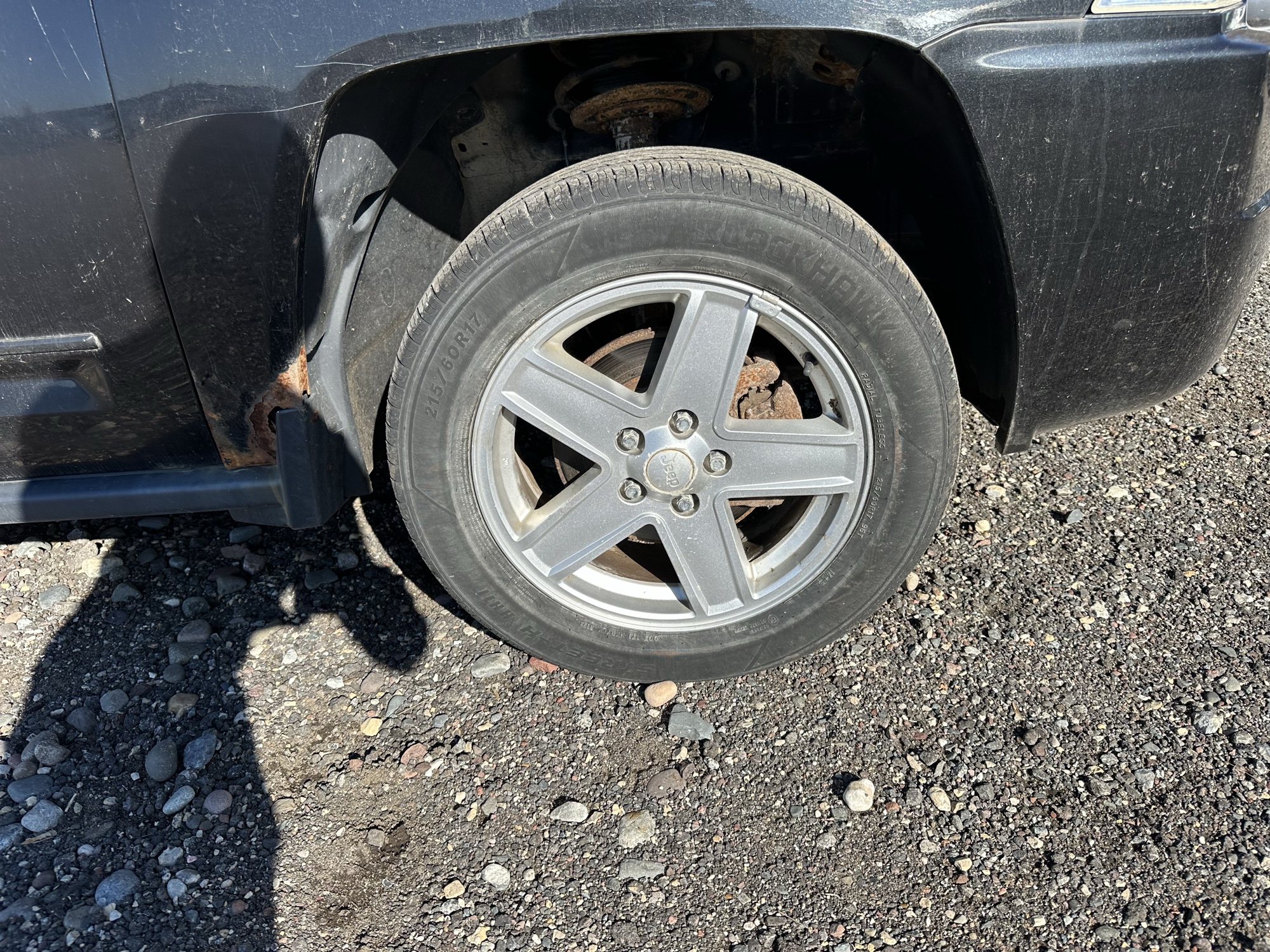 2009 jeep compass sport-fwd with 178239 miles for sale near Elk River, Minnesota 106955_15_front_pass_wheel.jpg