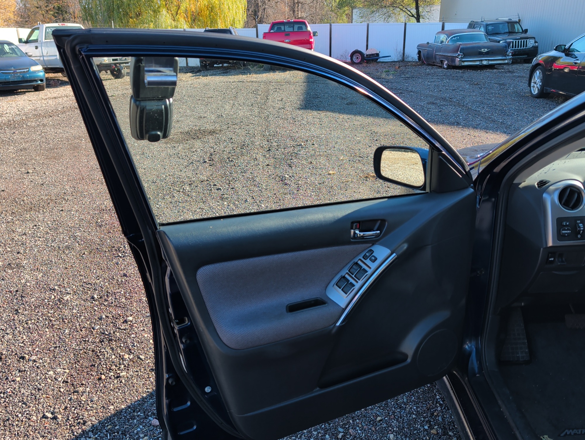 2004 toyota matrix 4wd with 39904 miles for sale near Elk River, Minnesota 106961_23_driver_door_panel.jpg