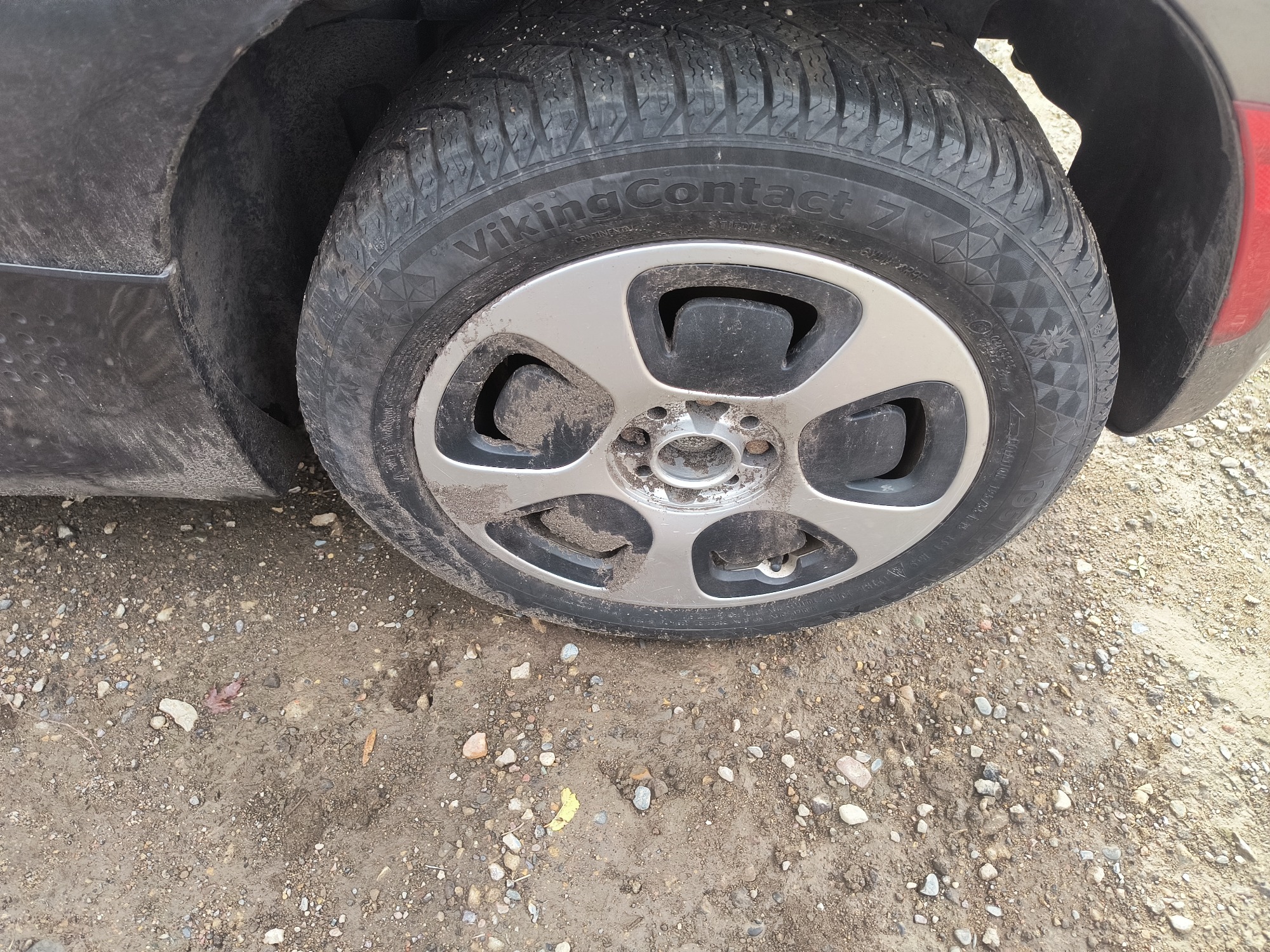 2014 fiat 500e battery-electric-hatchback with 85174 miles for sale near Elk River, Minnesota 106964_13_rear_drv_wheel.jpg