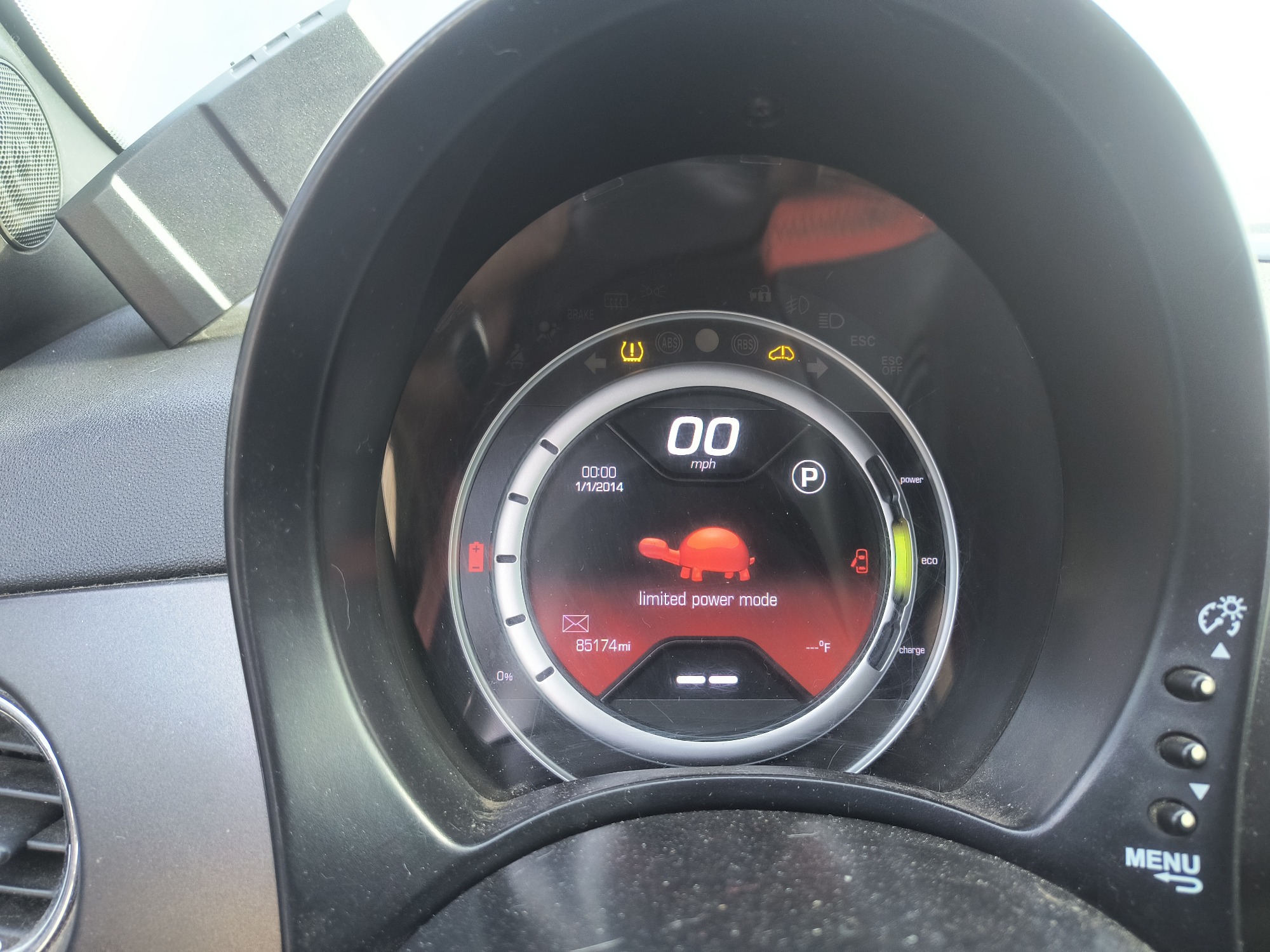 2014 fiat 500e battery-electric-hatchback with 85174 miles for sale near Elk River, Minnesota 106964_43_gauge_cluster.jpg