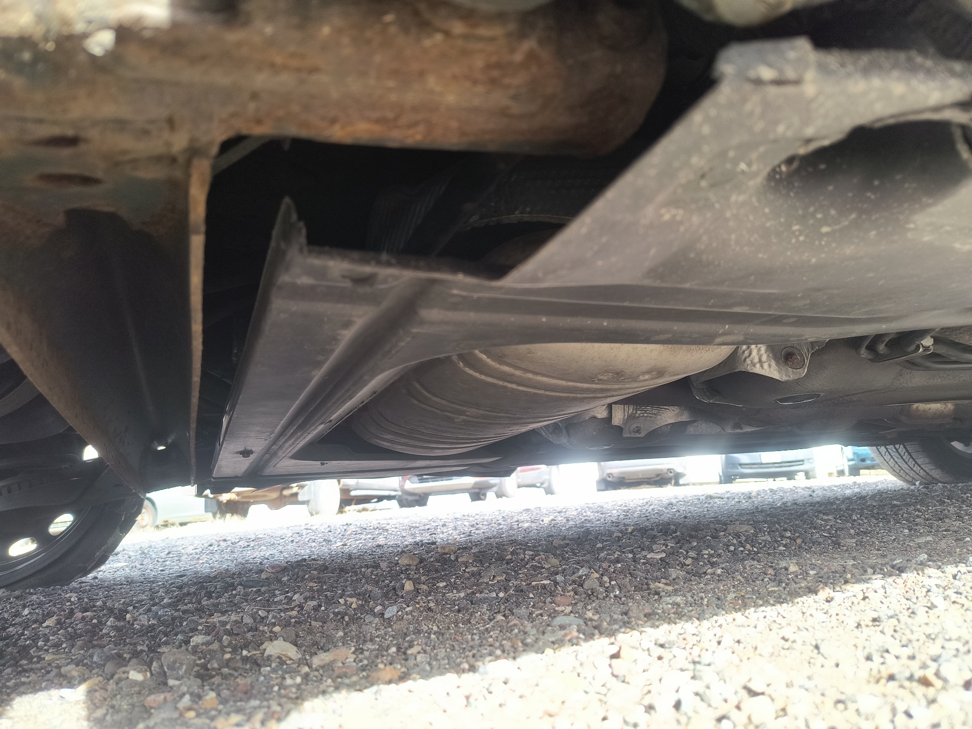 2004 volkswagen passat glx with 175185 miles for sale near Elk River, Minnesota 106971_20_undercar_rear_pass.jpg