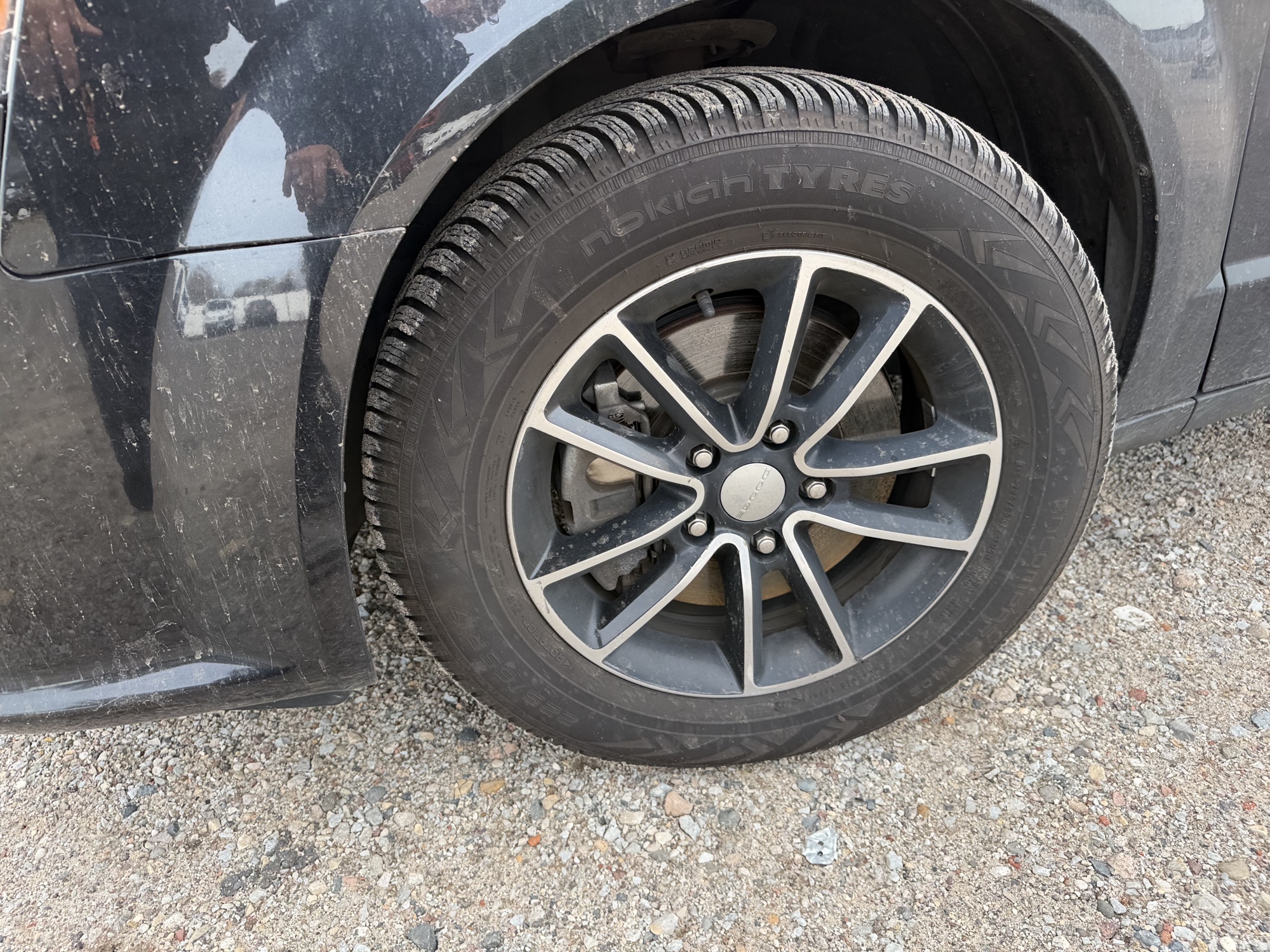 2015 chrysler town-and-country with 138094 miles for sale near Elk River, Minnesota 106977_12_drv_front_wheel.jpg