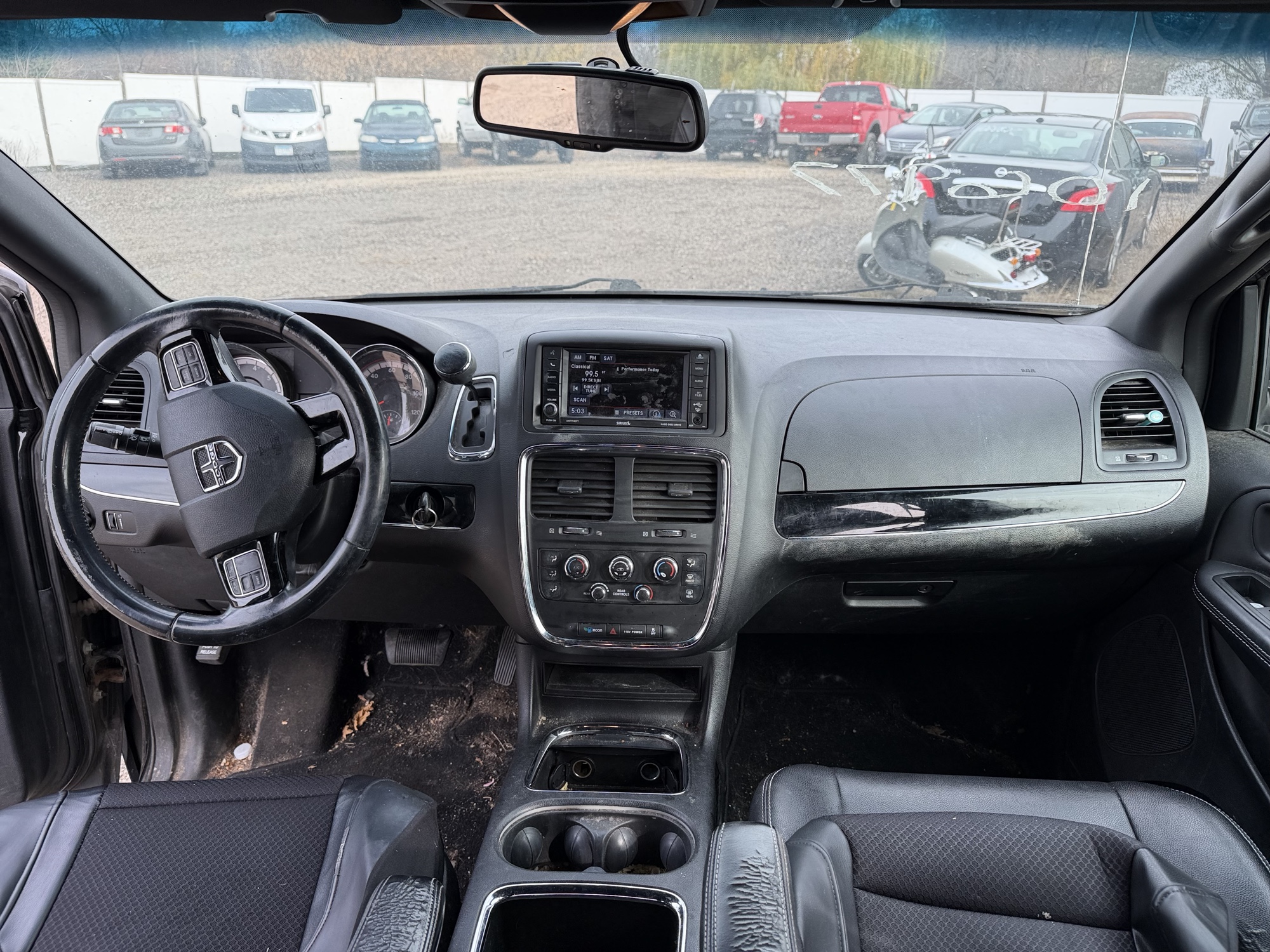 2015 chrysler town-and-country with 138094 miles for sale near Elk River, Minnesota 106977_34_whole_dash.jpg