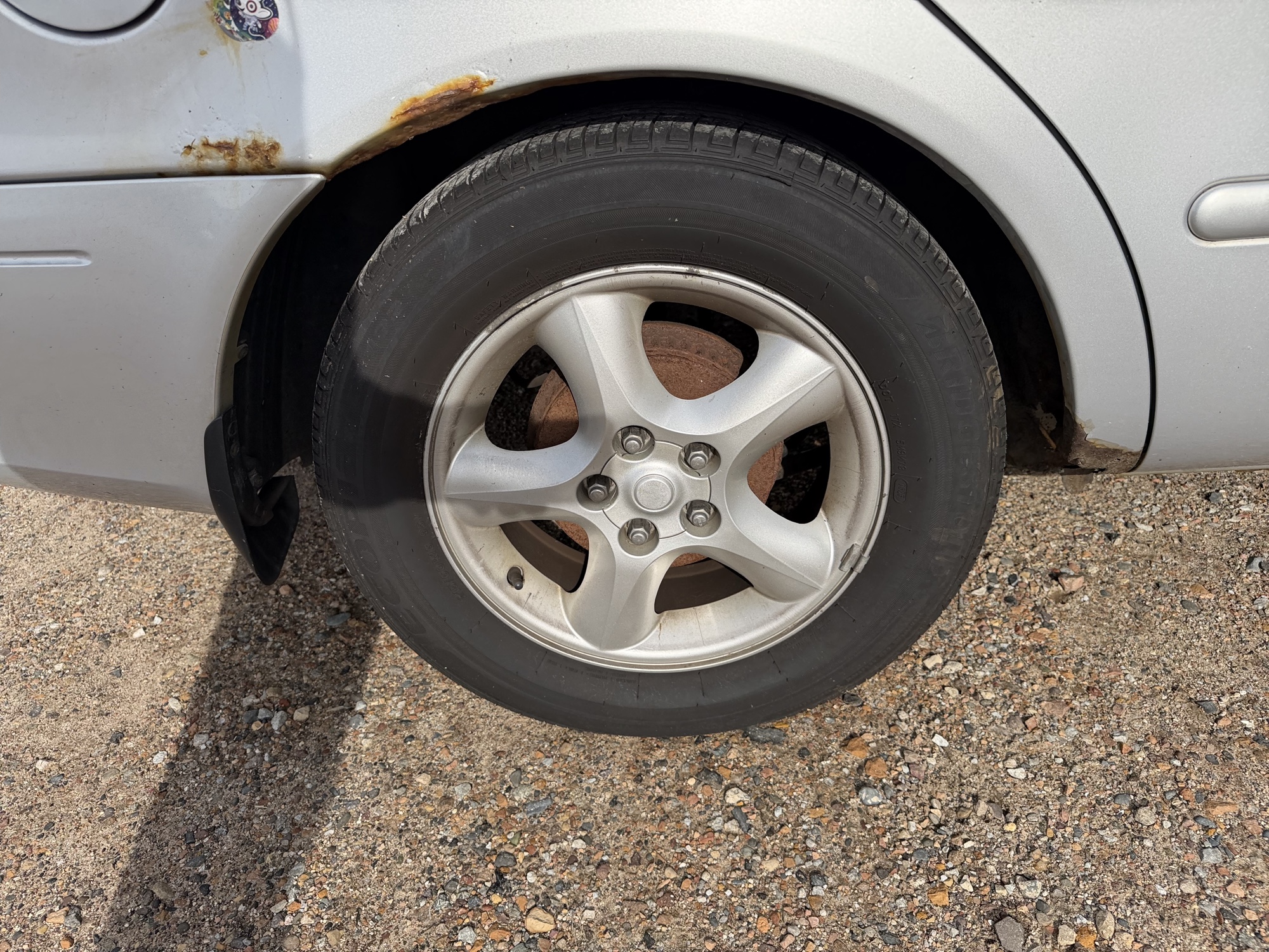 2001 ford taurus ses with 165634 miles for sale near Elk River, Minnesota 106980_14_rear_pass_wheel.jpg