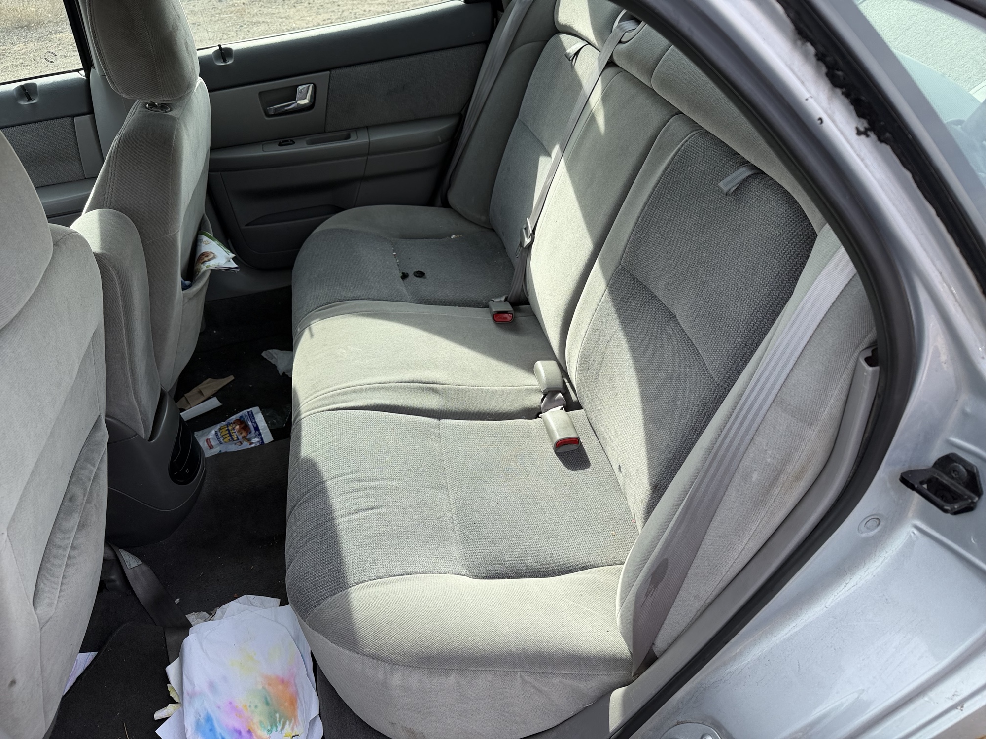 2001 ford taurus ses with 165634 miles for sale near Elk River, Minnesota 106980_24_drv_rear_seat.jpg