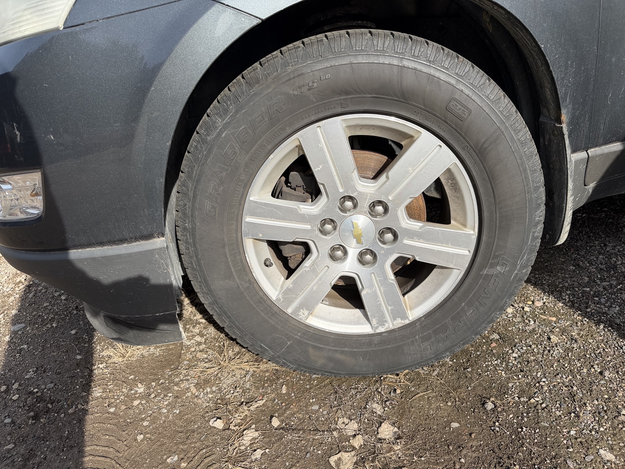 2011 chevrolet traverse lt-awd with 156005 miles for sale near Elk River, Minnesota 106983_12_drv_front_wheel.jpg