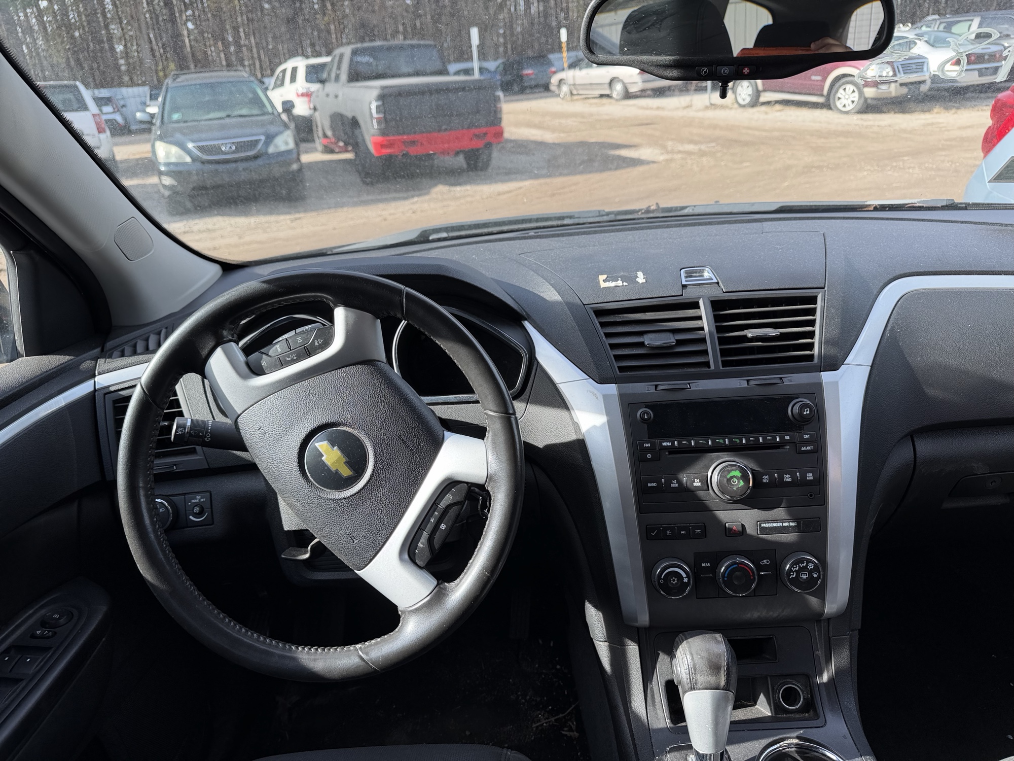 2011 chevrolet traverse lt-awd with 156005 miles for sale near Elk River, Minnesota 106983_33_dash_from_driver.jpg