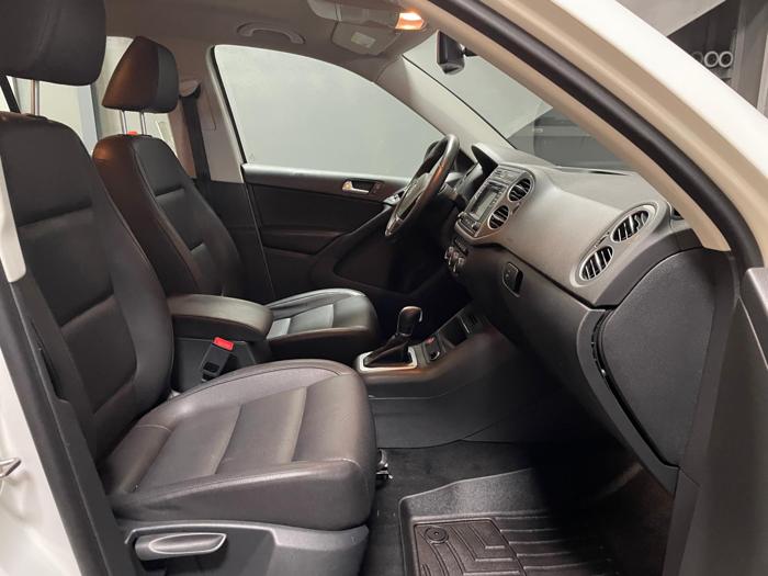 2016 volkswagen tiguan 2.0t-se-4motion with 120819 miles for sale near elk-river, minnesota 10ad2e0ab7494af9829f4ea77f0ddfe3.jpg