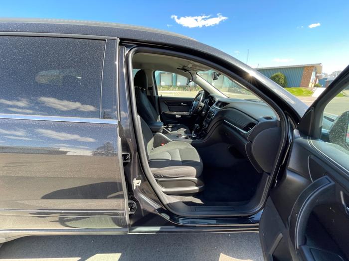 2015 chevrolet traverse 2lt-awd with 238725 miles 10c60265c3184cd3ac65b0d002b3095c.jpeg