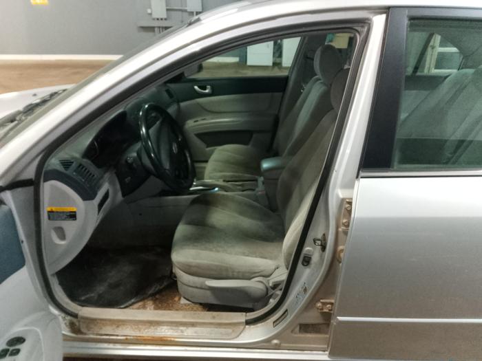 2006 hyundai sonata gls with 235108 miles for sale near elk-river, minnesota 1163bb840bfd45fd8dd7a69c5208c7e9.jpg