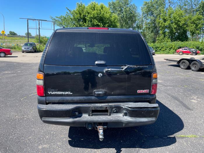 2006 gmc yukon-denali with 316678 miles for sale near shakopee, minnesota 1171ebb9f87e4d89ab665ecbce79bb2a.jpeg