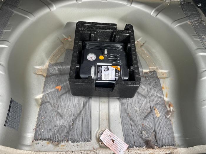 2014 chevrolet malibu 1lt with 151917 miles for sale near rochester, minnesota 11730dc165084ac8a991fec42a2fb49a.jpeg