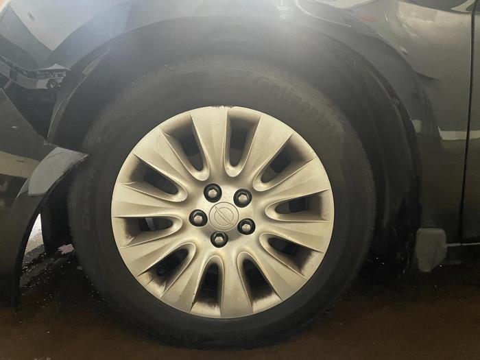 2013 chrysler 200 lx with 145613 miles for sale near elk-river, minnesota 119e9662eef345f1a4548047beae2cfc.jpg