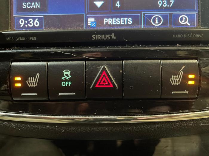 2012 chrysler 200-sedan limited with 167027 miles for sale near elk-river, minnesota 11de51a5bbe547c78d8a08be905298fc.jpg