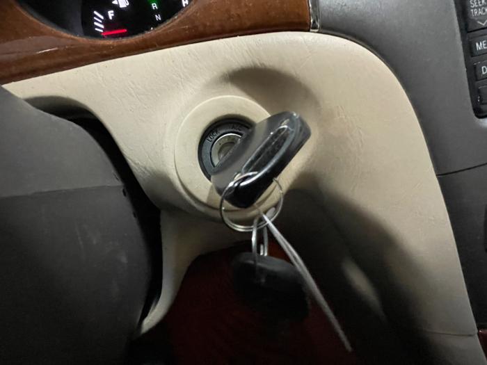 2005 lexus es-330 sedan with 174008 miles for sale near elk-river, minnesota 11f40c860d2a4d30833994411ef8ba02.jpeg