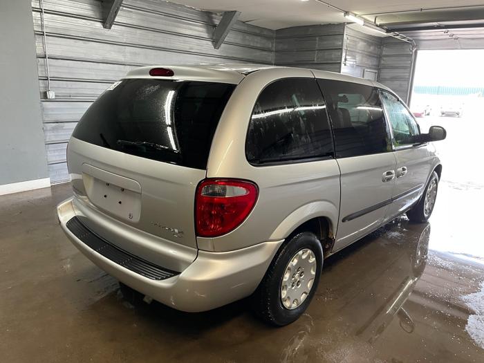 2003 chrysler voyager lx with 147148 miles for sale near elk-river, minnesota 12030ffe6c564347bceba6b045c0ecec.jpeg