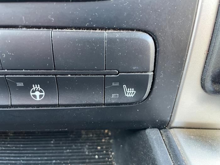 2013 ram 1500 slt-quad-cab-4wd with 265972 miles for sale near clearwater, minnesota 122d275ca11f4159b4cd2d7bafba6086.jpeg