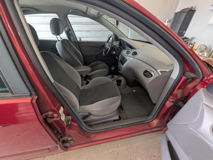 2002 ford focus zx5 with 80328 miles for sale near elk-river, minnesota 125aef566c1647aaa7ba66c3fa69e4ff.jpg