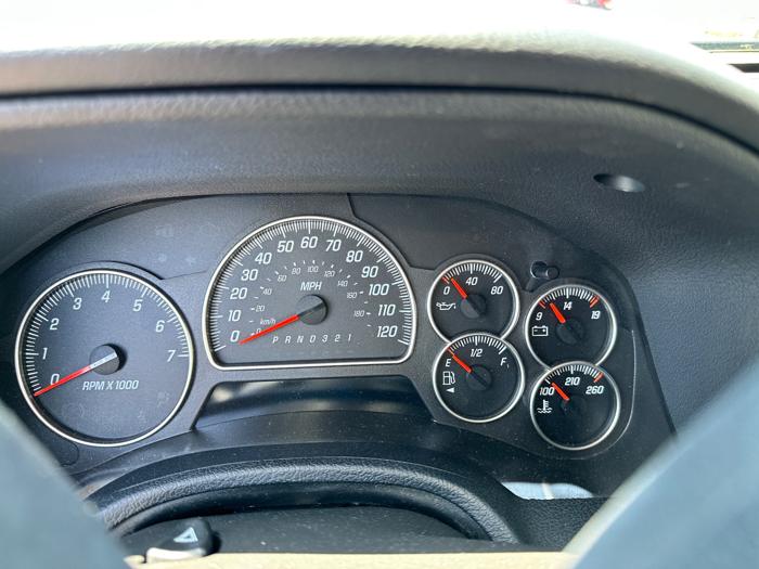 2006 gmc envoy sle-4wd for sale near elk-river, minnesota 126d06752b5d43f2a01387b1abb33472.jpeg