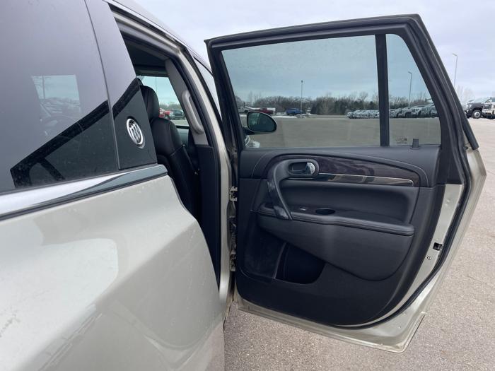 2015 buick enclave premium-awd with 194248 miles for sale near alexandria, minnesota 12b8cef6954647e5a83182f0b581f9c7.jpeg